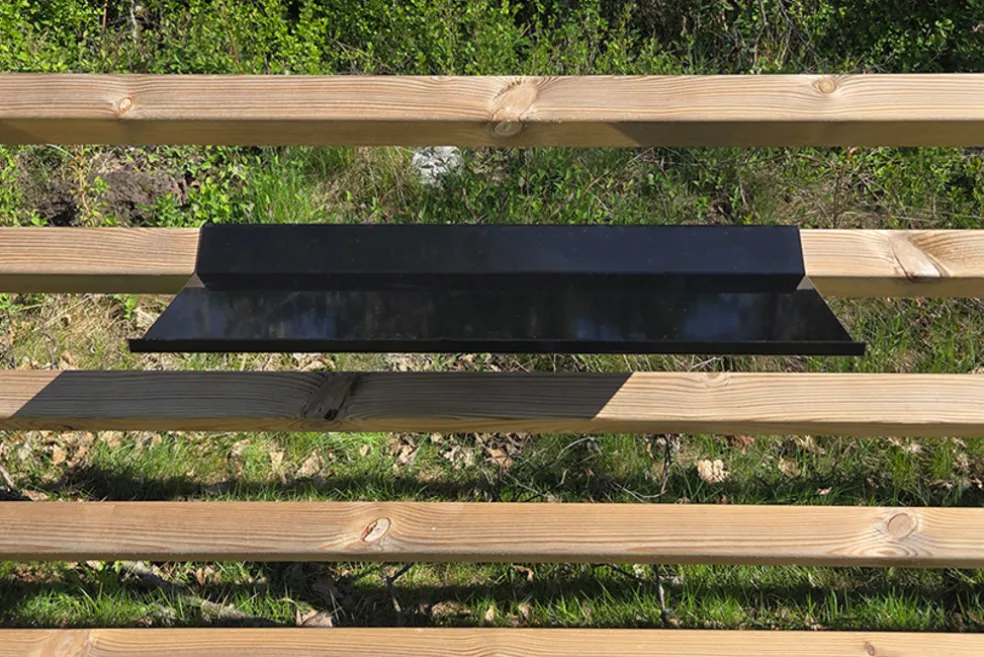 Hylla t/staketstolpe Plåt Svart 50 cm Steel Design