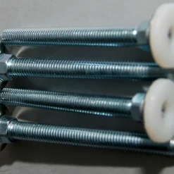 Justeringsskruv 90 mm 4-pack Home>it