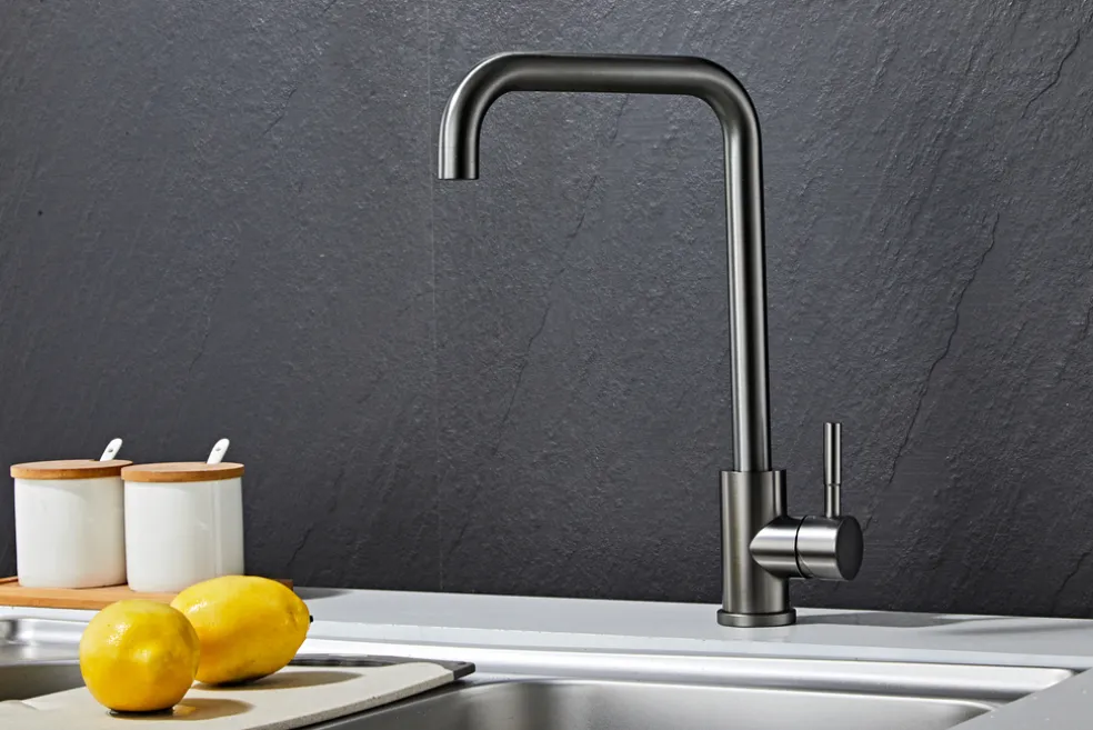 Köksblandare Kantig Gunmetal