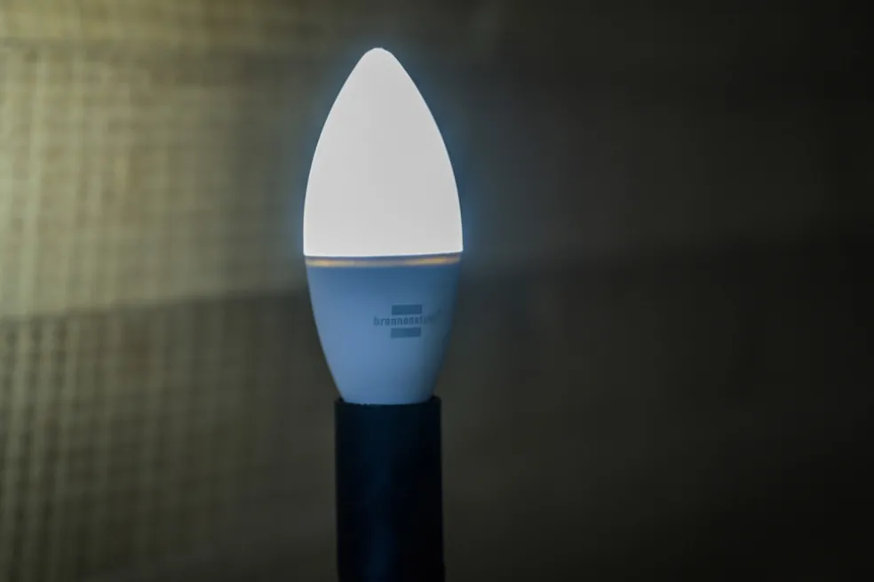Kronlampa Smart LED 5,5W Brennenstuhl