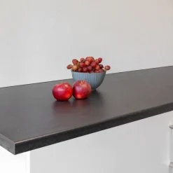 Laminatbänkskiva Carbon Marine Wood 28 x 610 x 3000 mm