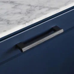 Lådhandtag Selma Svart c/c 96 mm 2-pack Habo