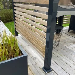 Slutstolpe Harstena Svart 715 mm Steel Design