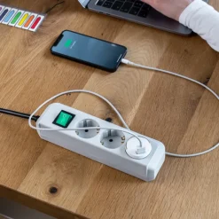 USB-adapter 2,4A Brennenstuhl